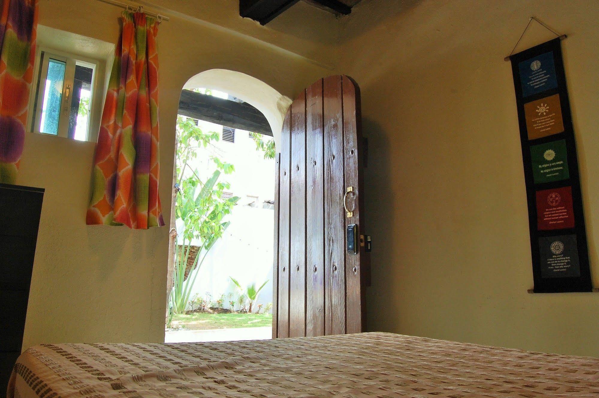 Island Life Hostel Santo Domingo Bagian luar foto